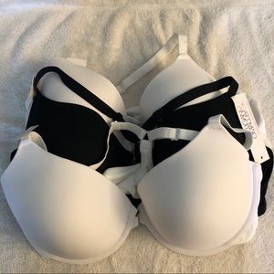 Gilligan & O’Malley racerback bras 40D (3)